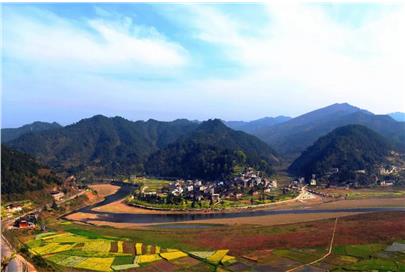 用小暖，筑大愛